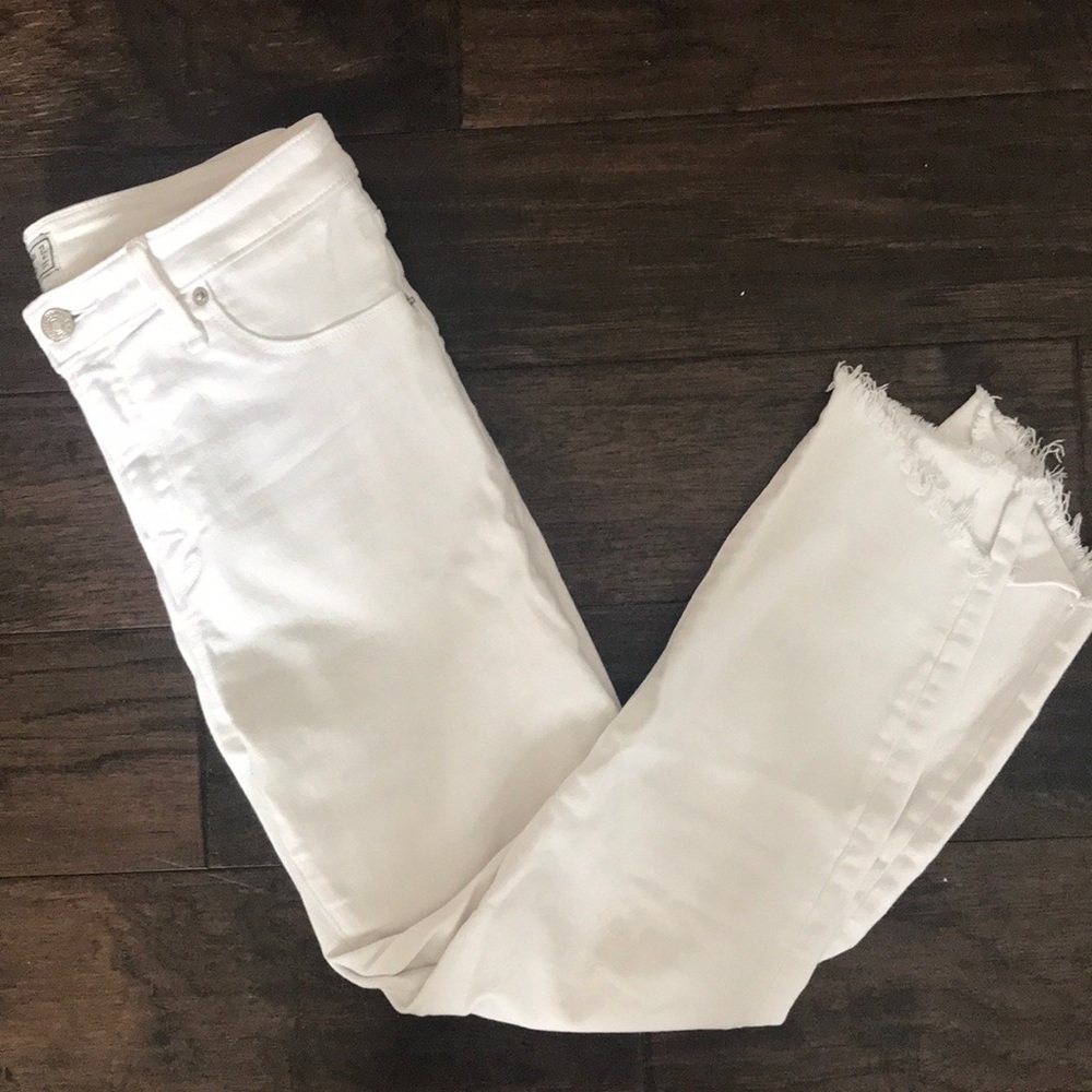 Abercrombie White Jeans with distressed bottoms